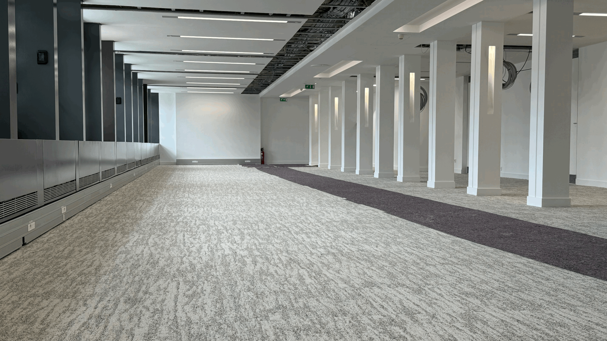 salle de réunion et aménagement de tour d'affaires ou centre d'affairespar Horus works and services